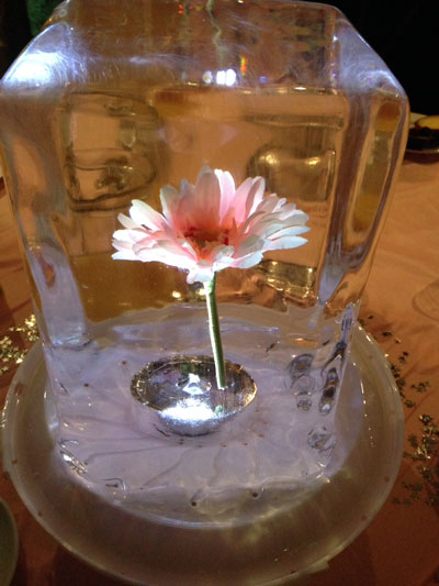 silver 2 table centrepiece